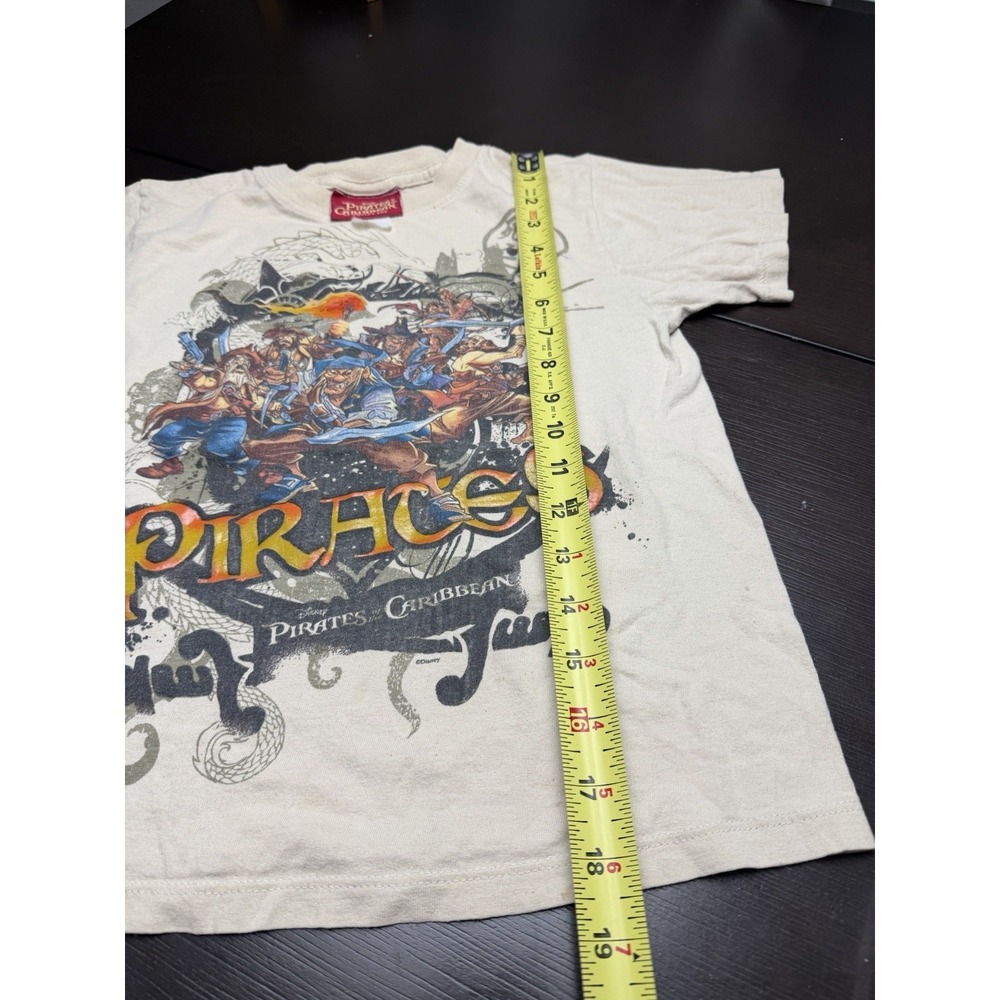Vintage Y2K Disney Pirates of the Caribbean Kids T Shirt Size 7/8 (Stains) - Picture 7 of 15